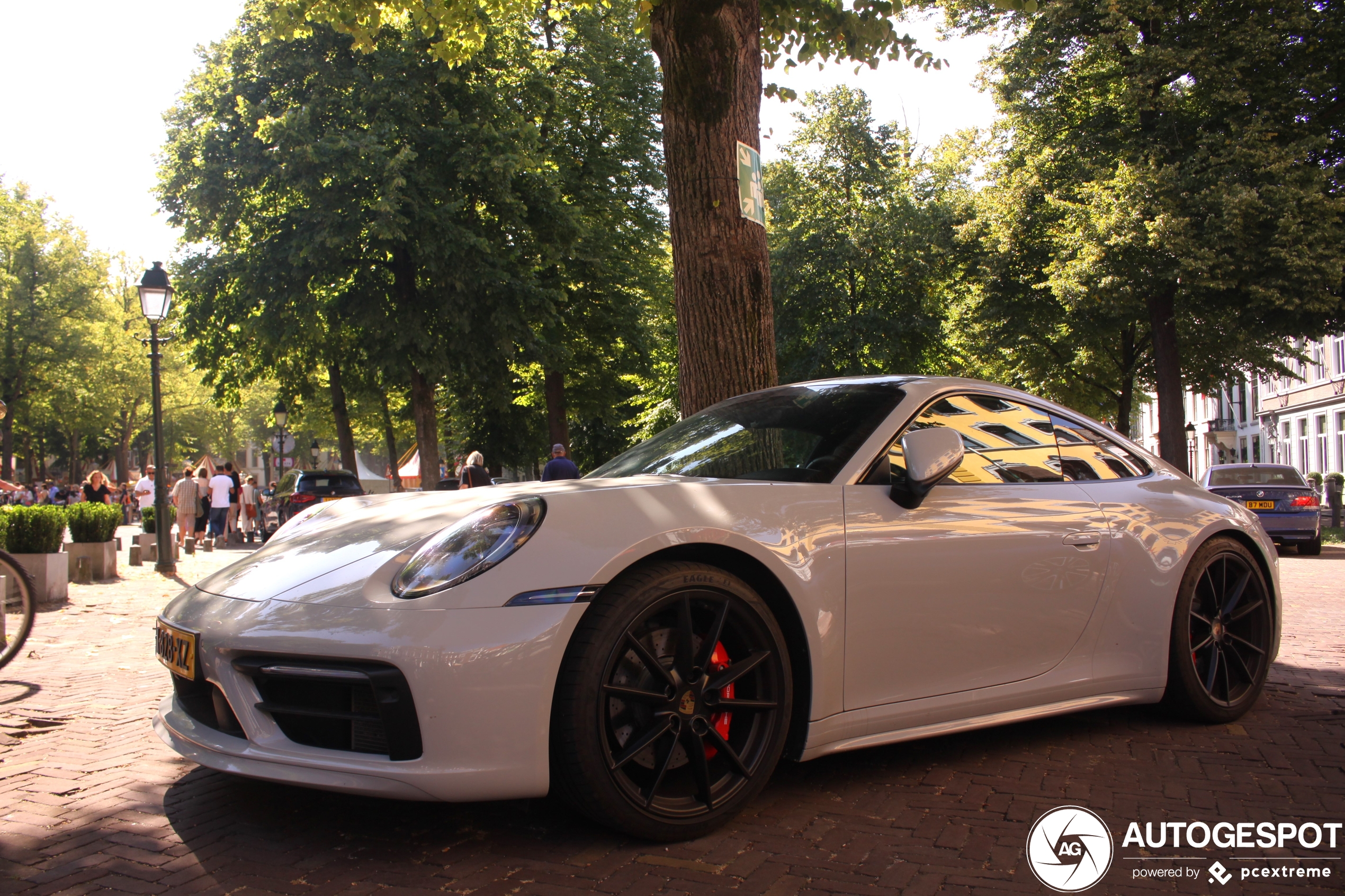 Porsche 992 Carrera 4S