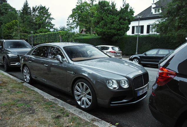 Bentley Flying Spur V8 S