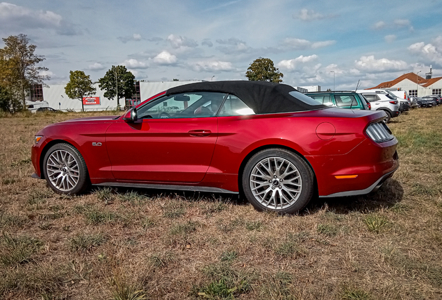 Ford Mustang GT Convertible 2015