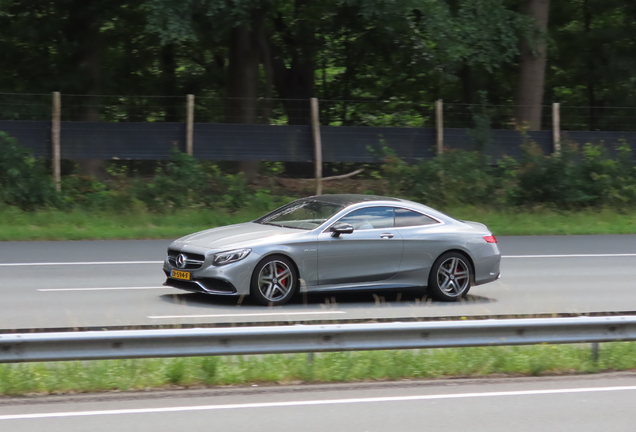 Mercedes-AMG S 63 Coupé C217