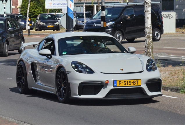 Porsche 718 Cayman GT4