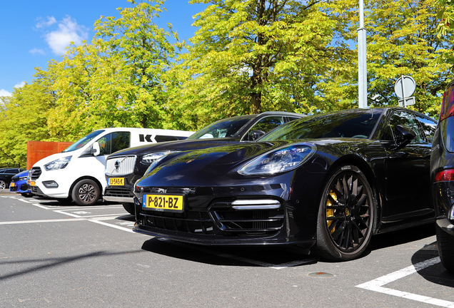 Porsche 971 Panamera Turbo Sport Turismo