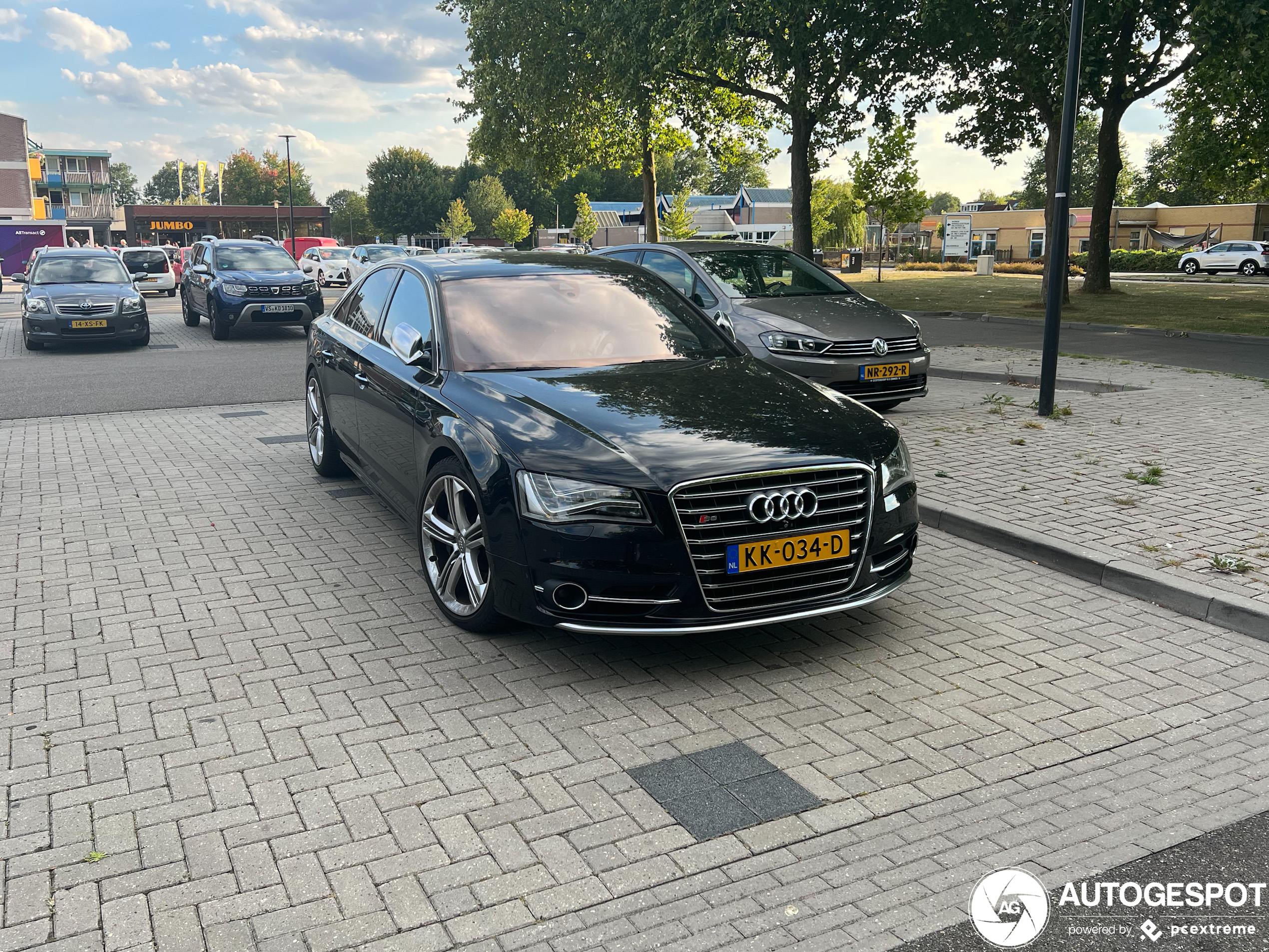 Audi S8 D4