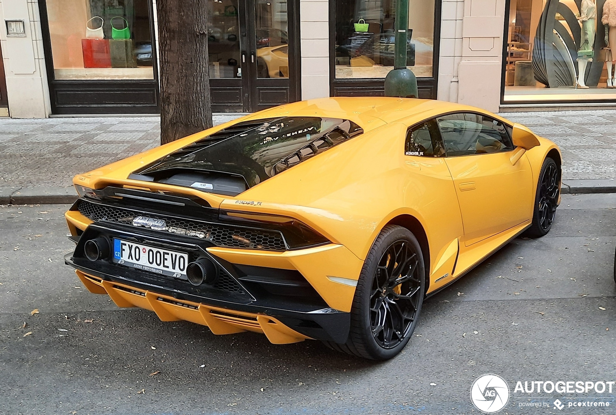 Lamborghini Huracán LP640-4 EVO