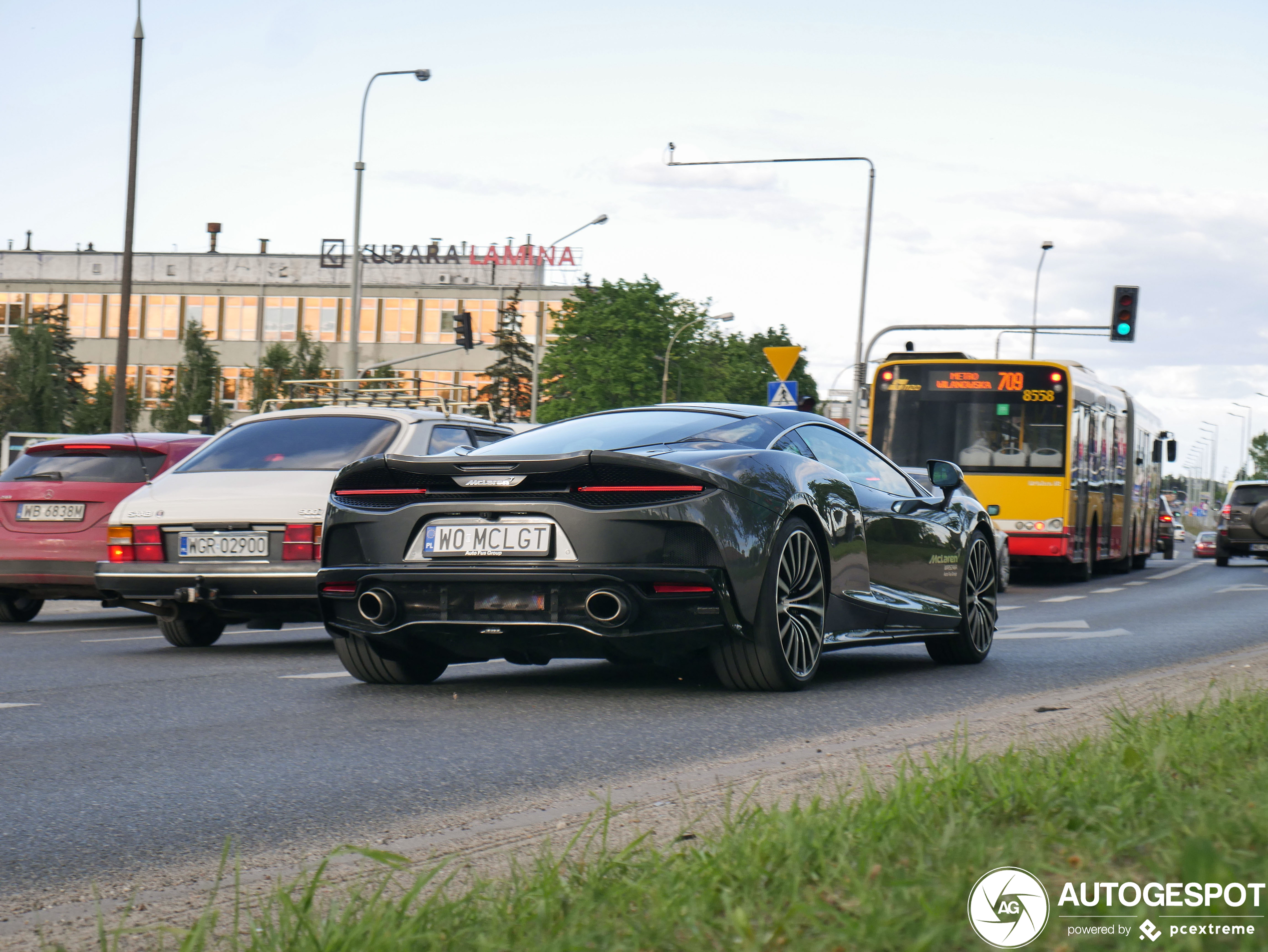 McLaren GT