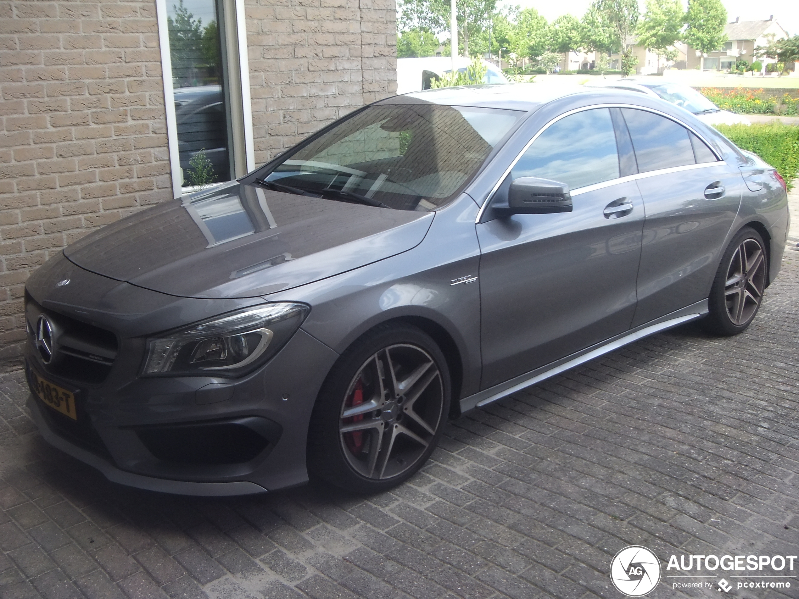 Mercedes-Benz CLA 45 AMG C117