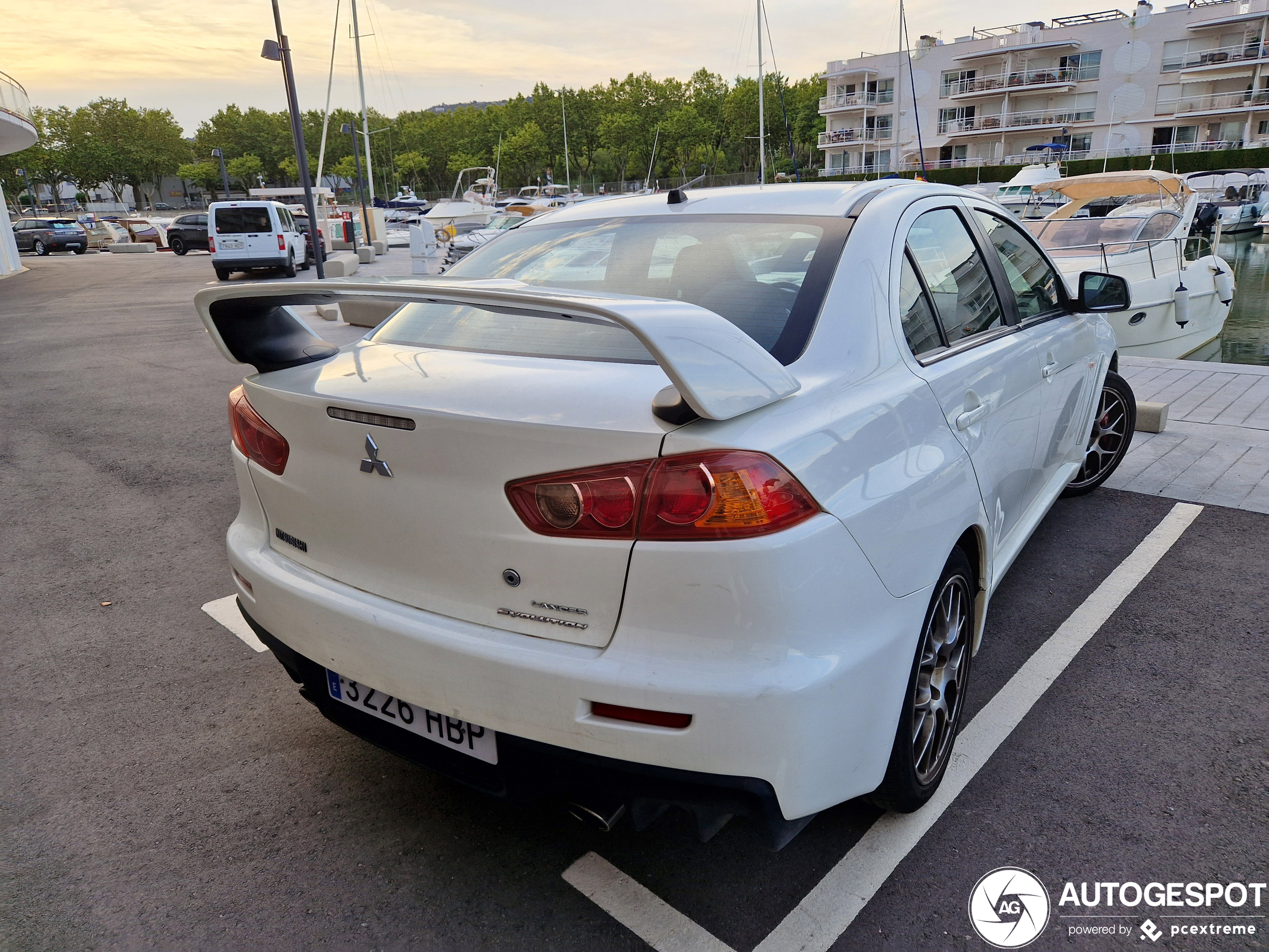 Mitsubishi Lancer Evolution X MR