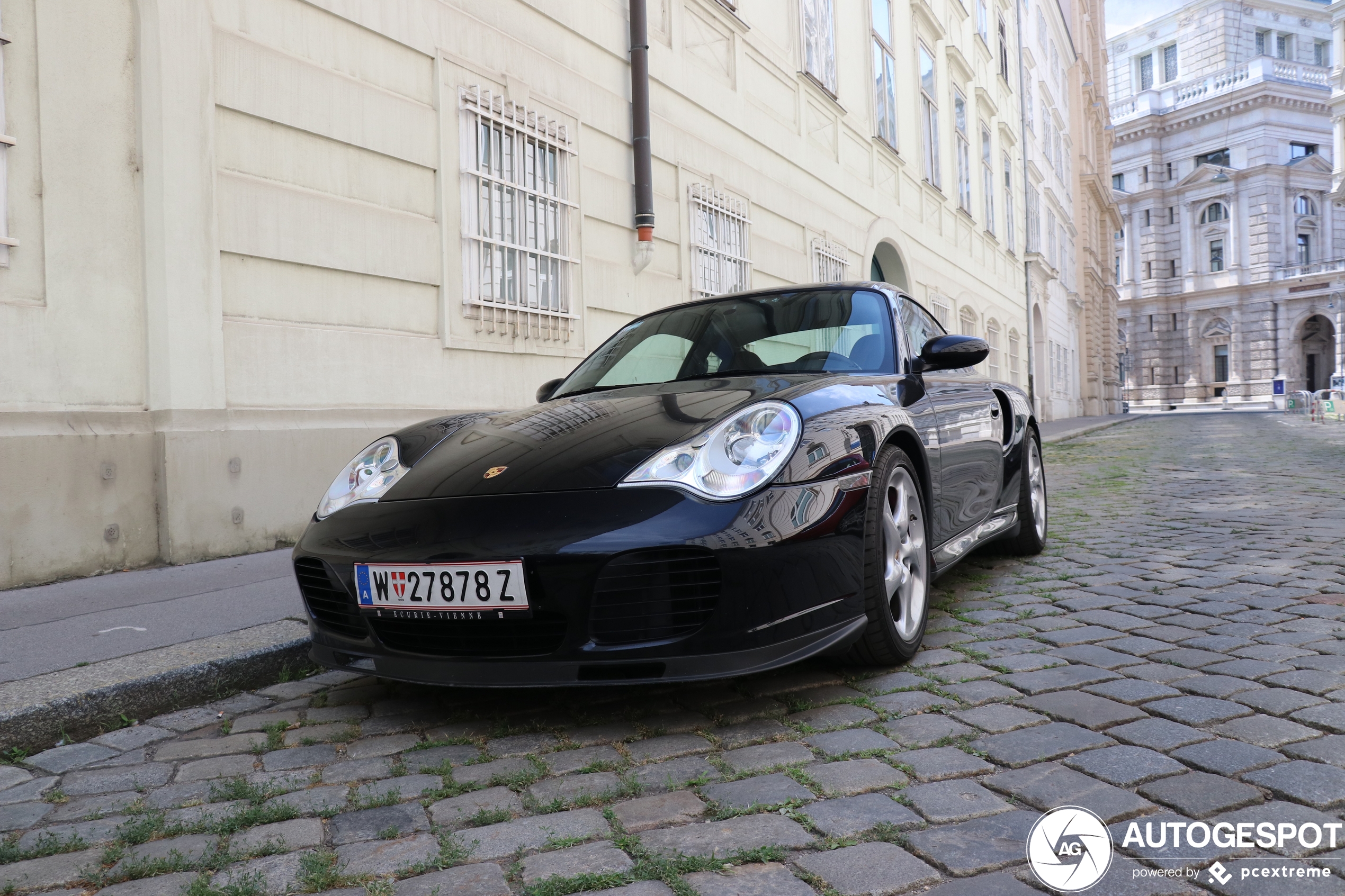 Porsche 996 Turbo