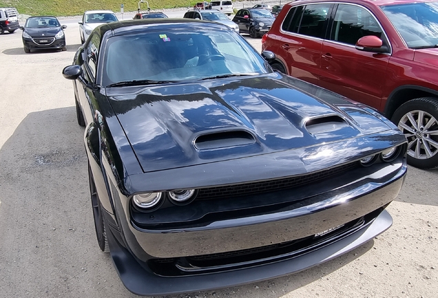 Dodge Challenger SRT Hellcat Widebody