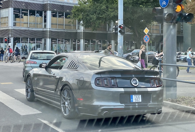 Ford Mustang GT 2013