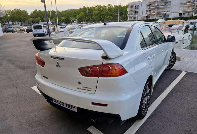 Mitsubishi Lancer Evolution X MR