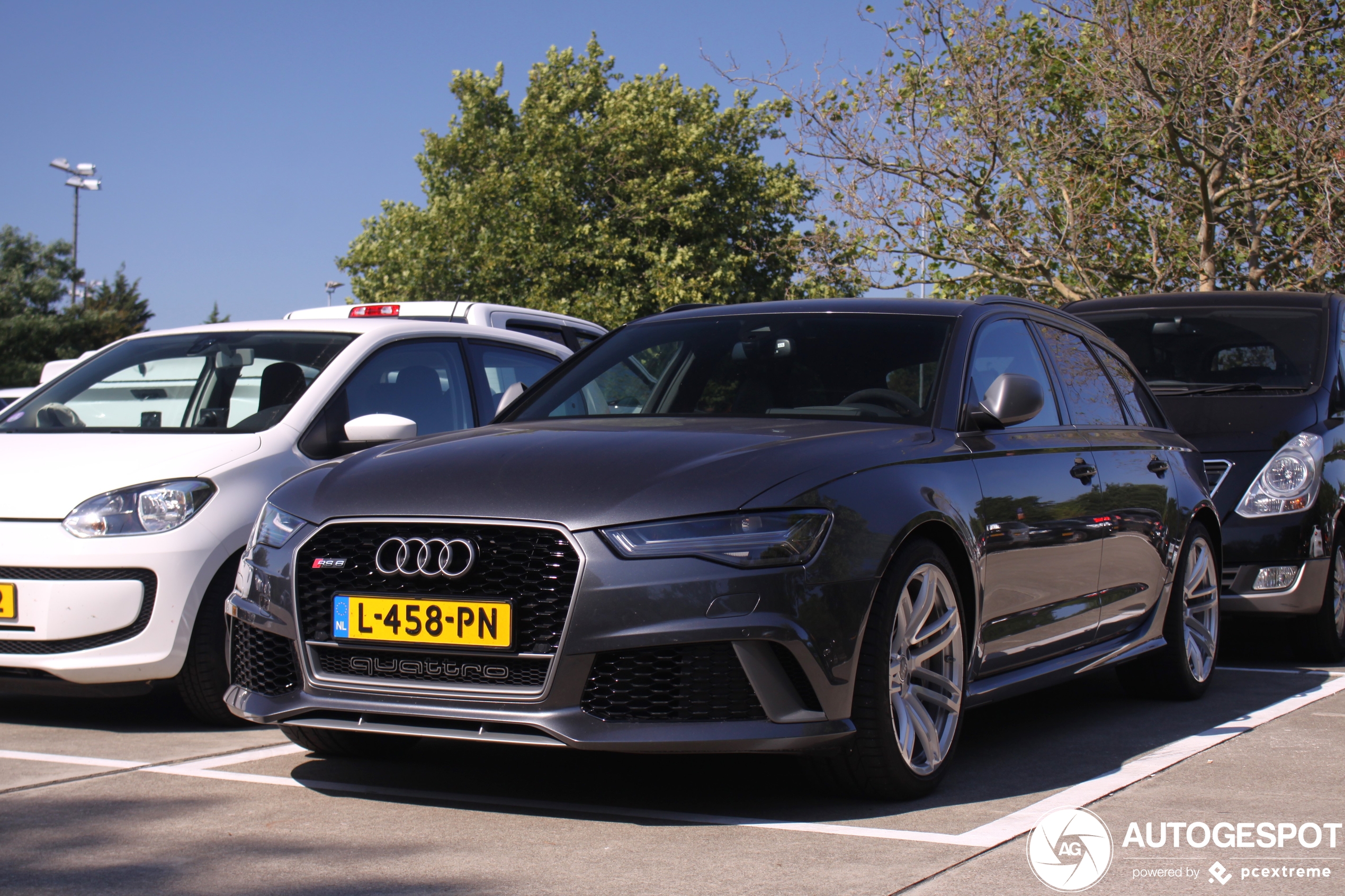 Audi RS6 Avant C7 2015