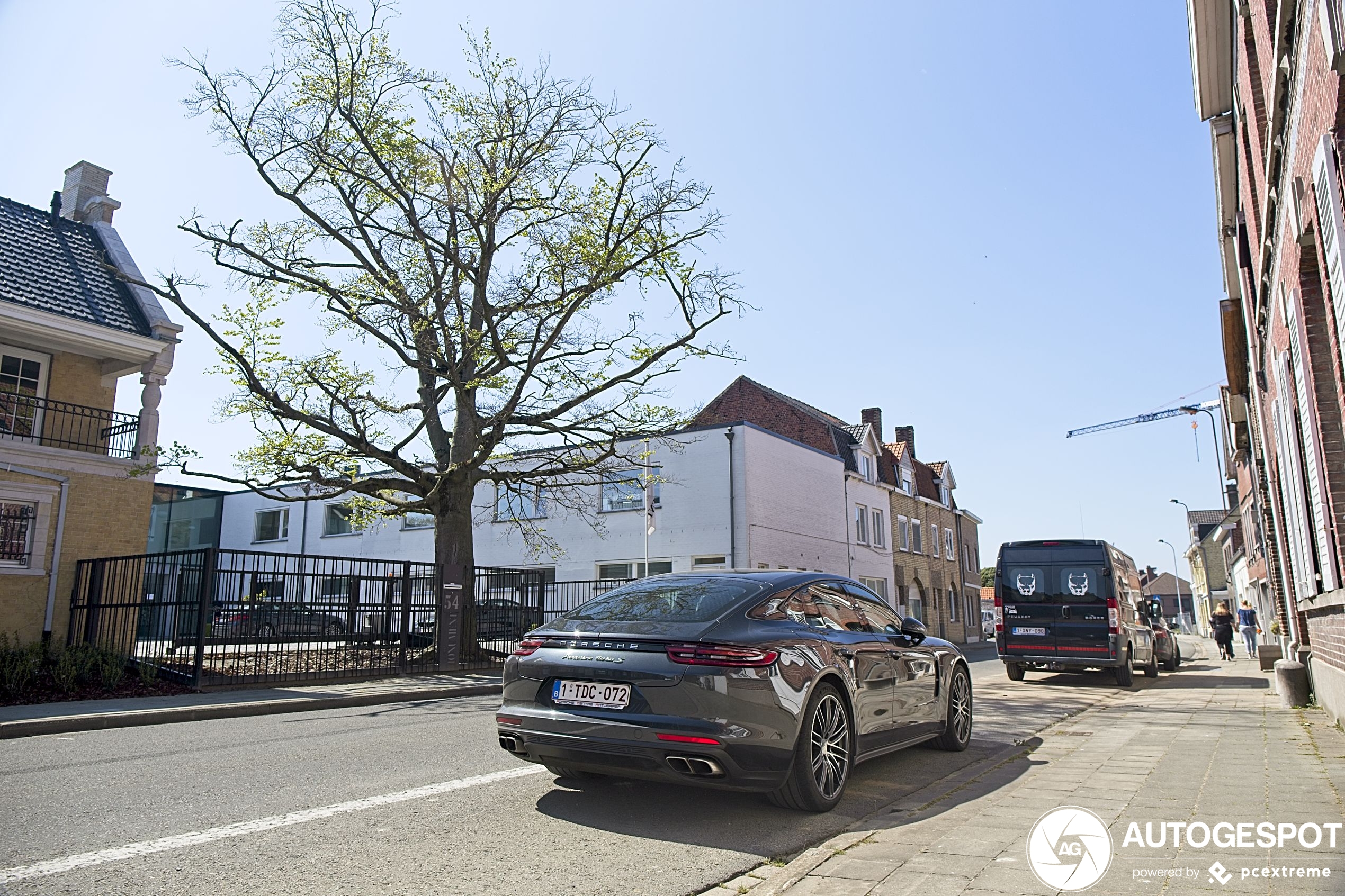 Porsche 971 Panamera Turbo S E-Hybrid