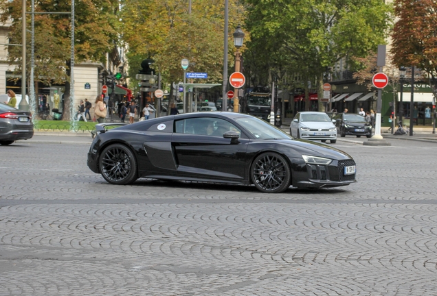 Audi R8 V10 Plus 2015