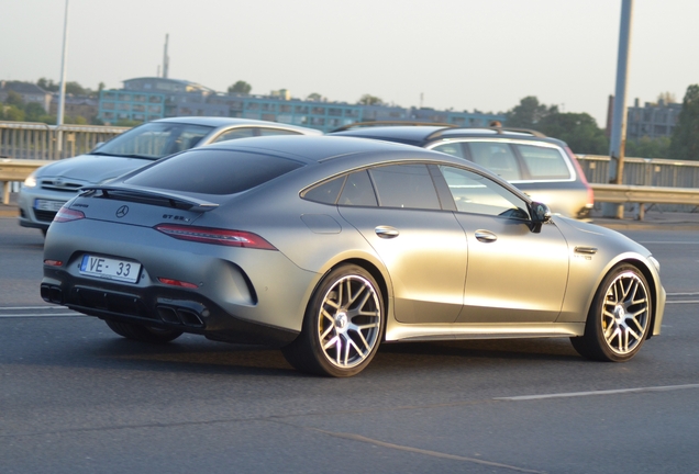 Mercedes-AMG GT 63 S X290