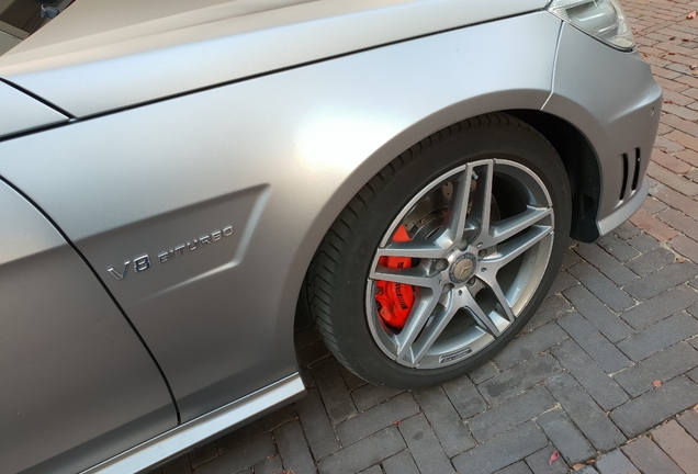 Mercedes-Benz E 63 AMG W212 V8 Biturbo