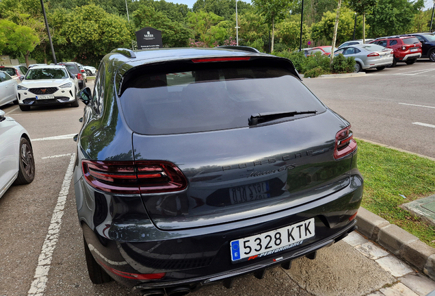 Porsche 95B Macan GTS