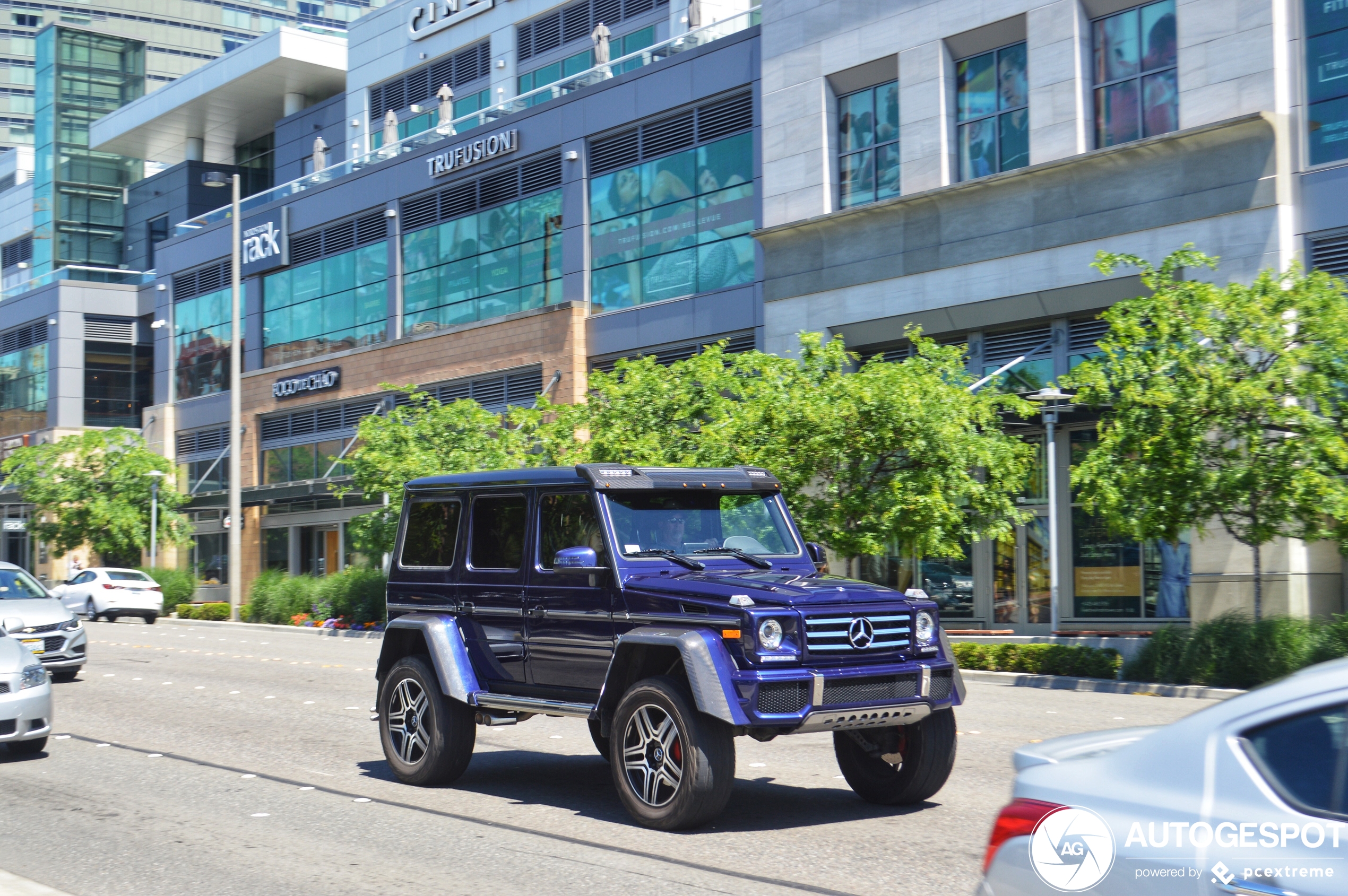 Mercedes-Benz G 550 4X4²