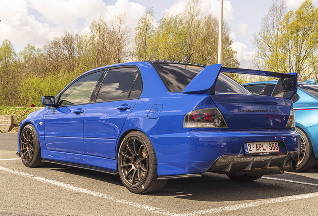 Mitsubishi Lancer Evolution VIII GSR