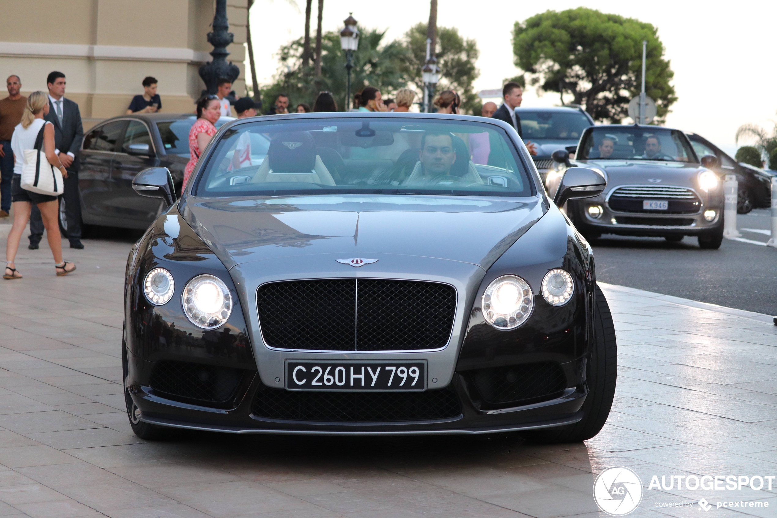 Bentley Continental GTC V8 S