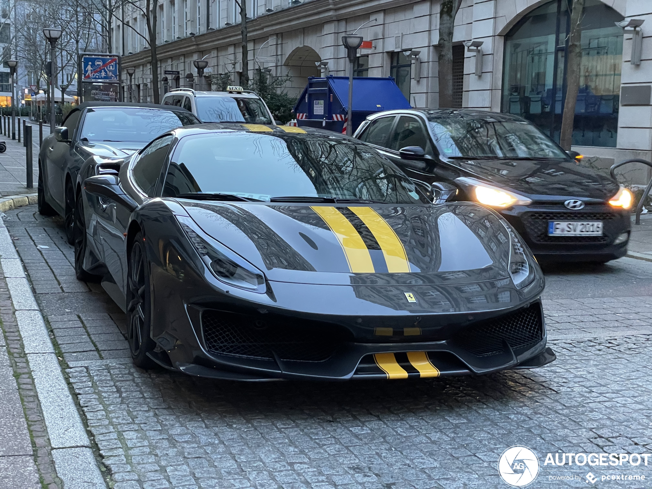 Ferrari 488 Pista