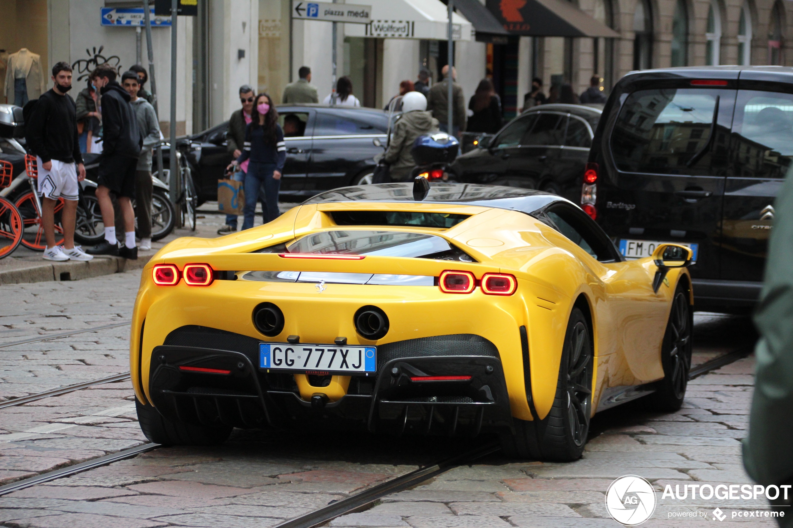 Ferrari SF90 Stradale