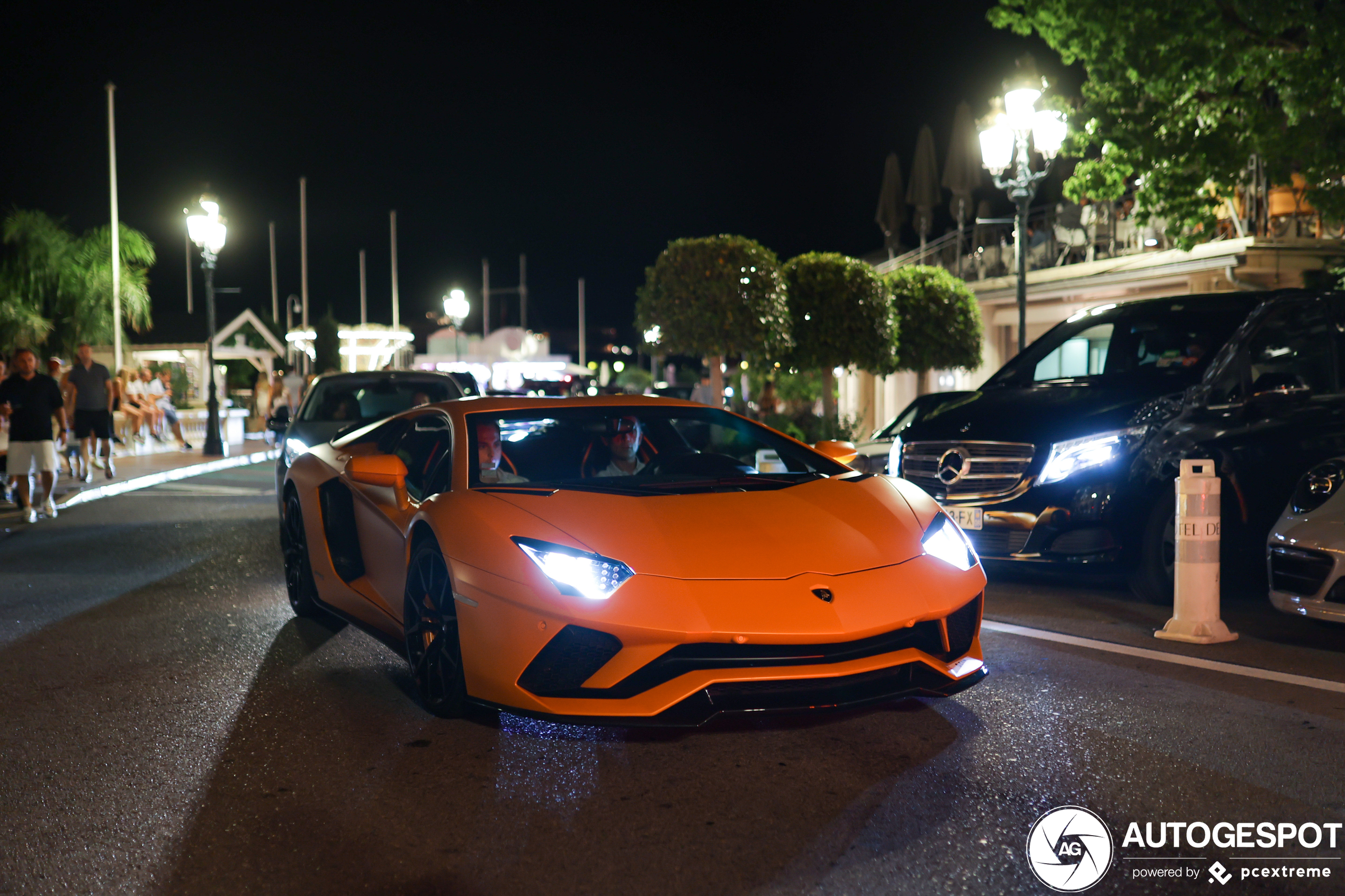 Lamborghini Aventador S LP740-4