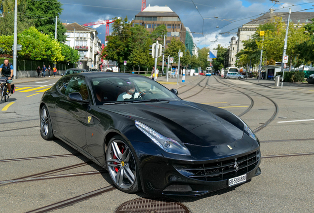 Ferrari FF