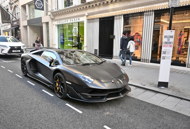 Lamborghini Aventador LP770-4 SVJ Roadster