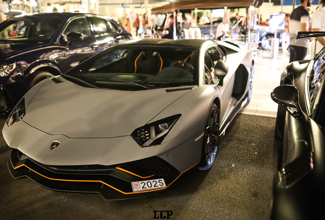 Lamborghini Aventador LP780-4 Ultimae Roadster