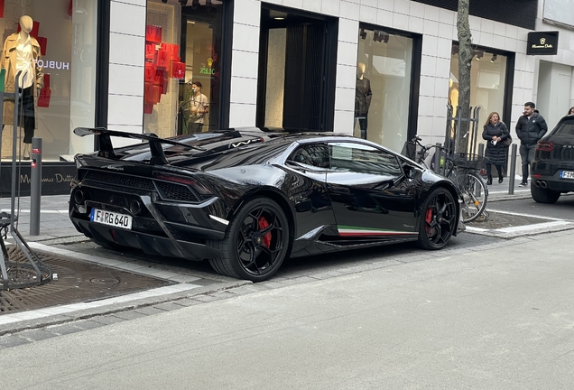 Lamborghini Huracán LP640-4 Performante