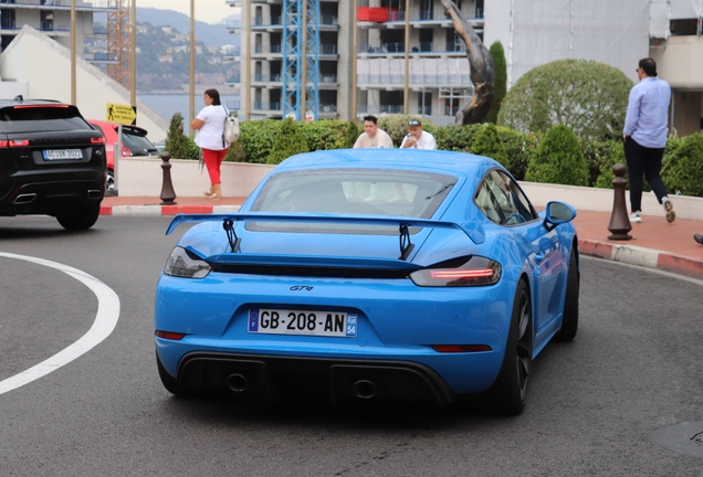 Porsche 718 Cayman GT4