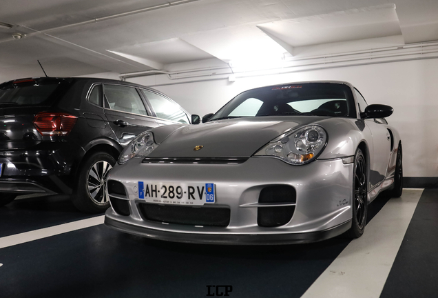 Porsche 996 GT2