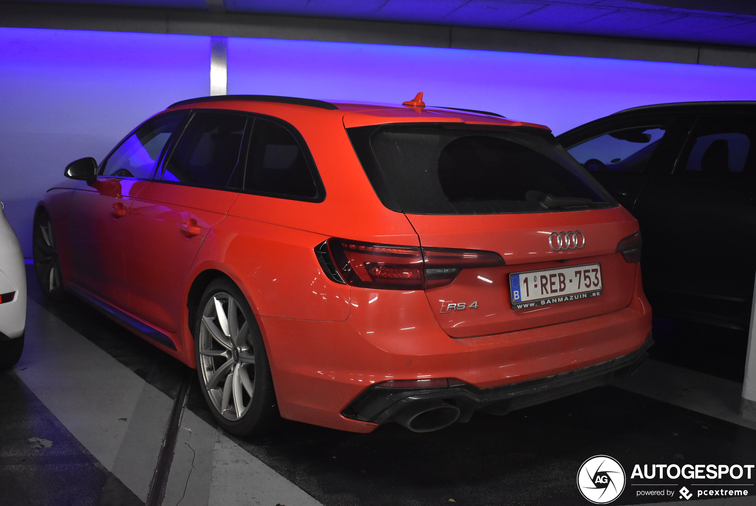 Audi RS4 Avant B9