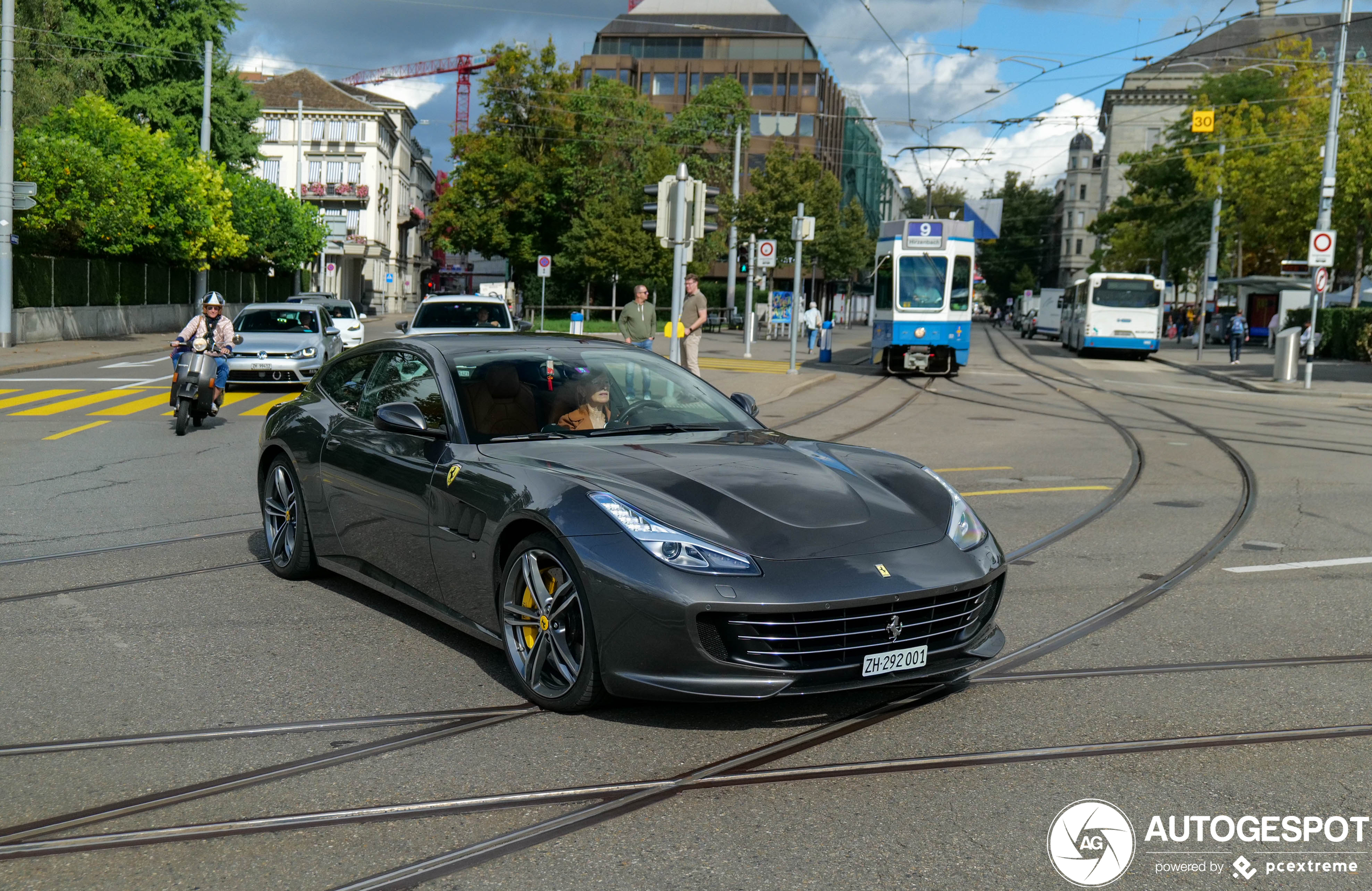 Ferrari GTC4Lusso T