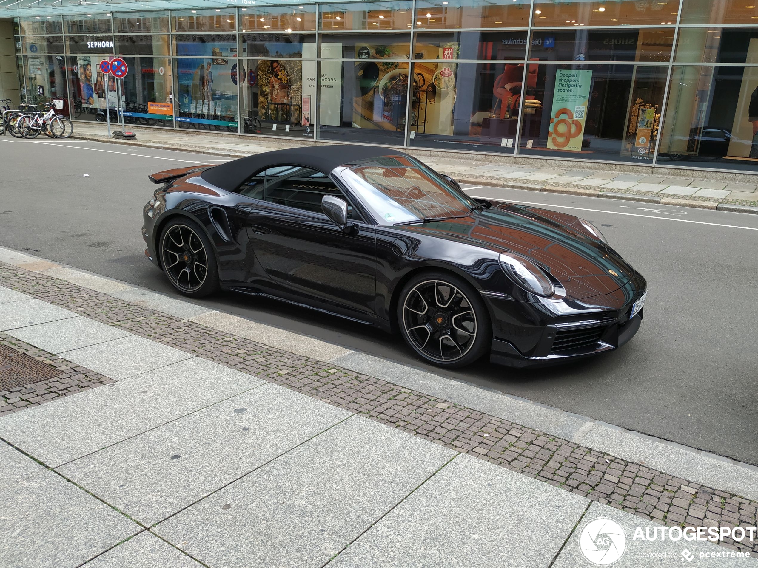 Porsche 992 Turbo S Cabriolet