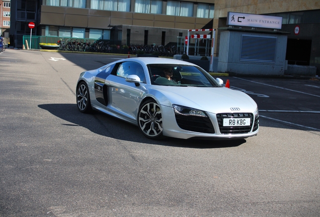 Audi R8 V10