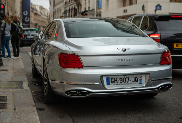 Bentley Flying Spur V8 2021