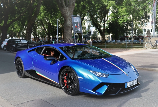 Lamborghini Huracán LP640-4 Performante