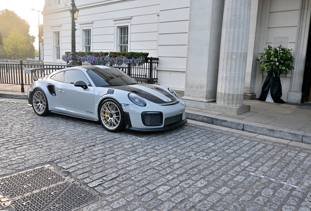 Porsche 991 GT2 RS Weissach Package