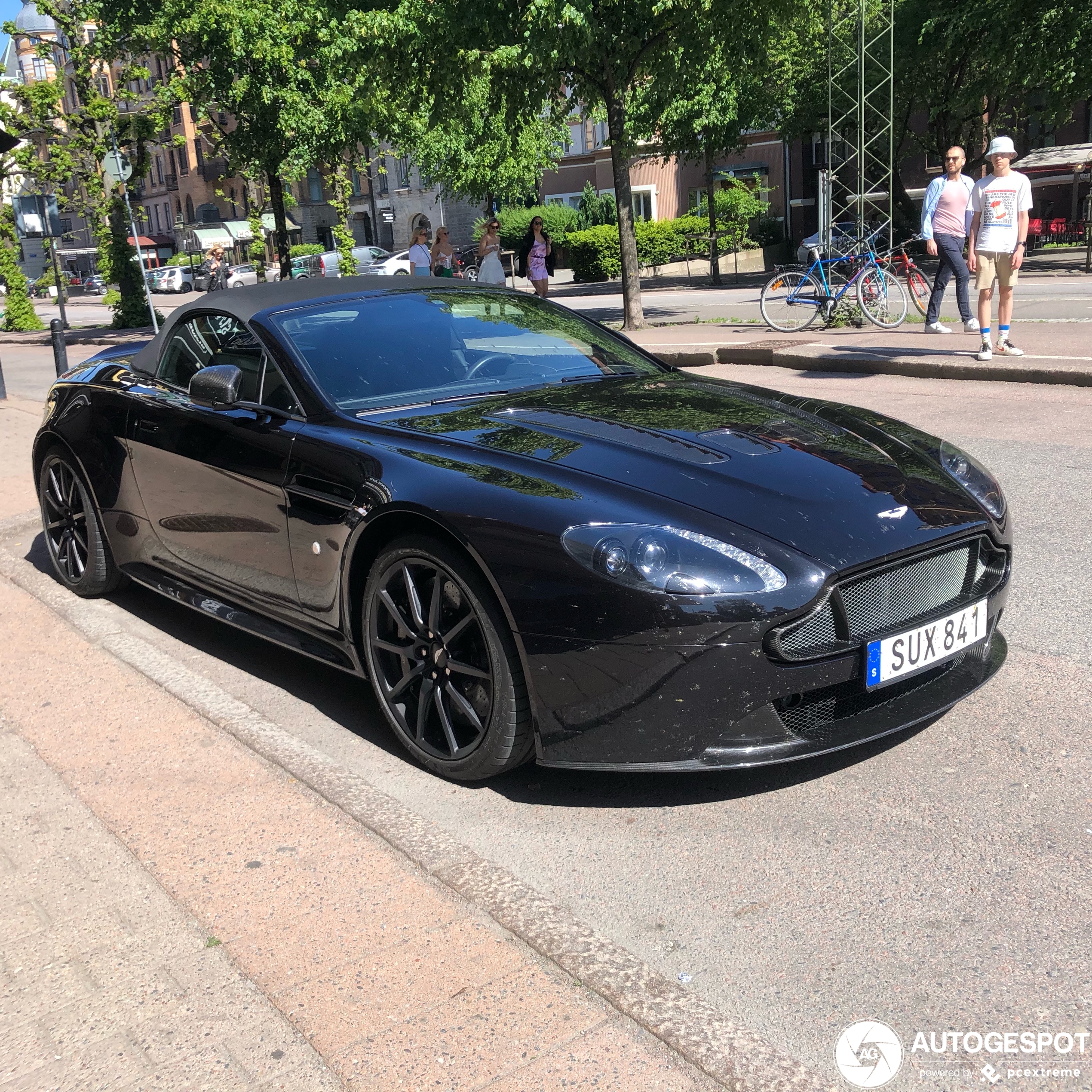 Aston Martin V12 Vantage S Roadster