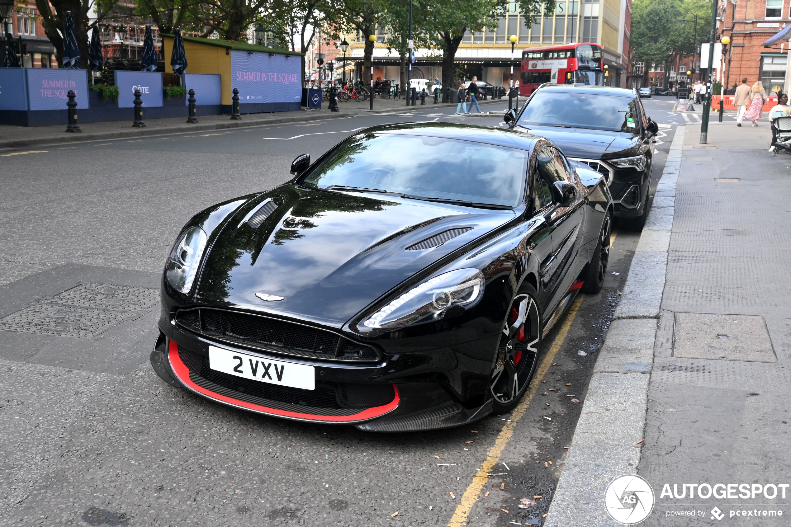 Aston Martin Vanquish S 2017