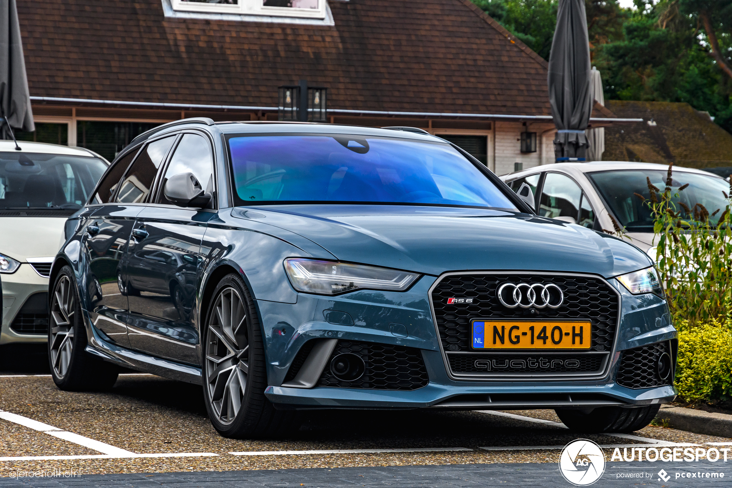 Audi RS6 Avant C7 2015