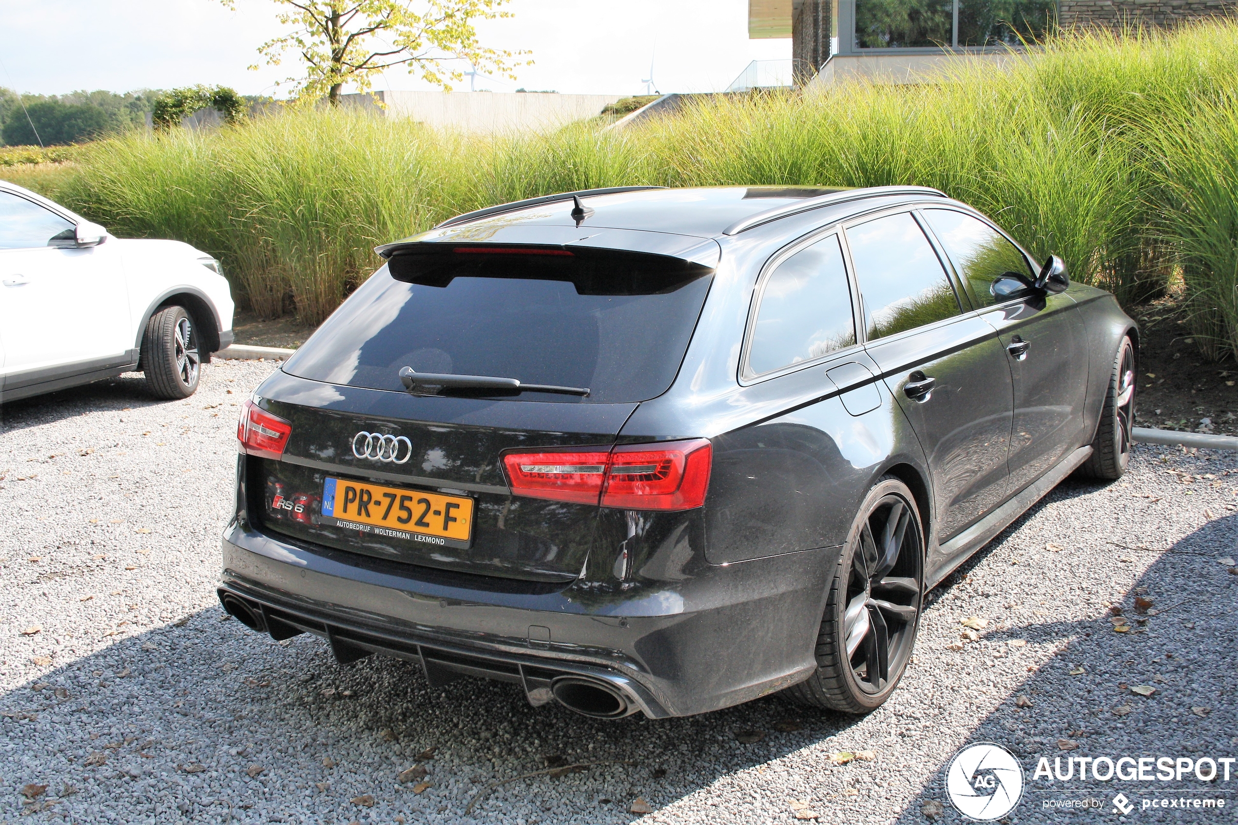 Audi RS6 Avant C7