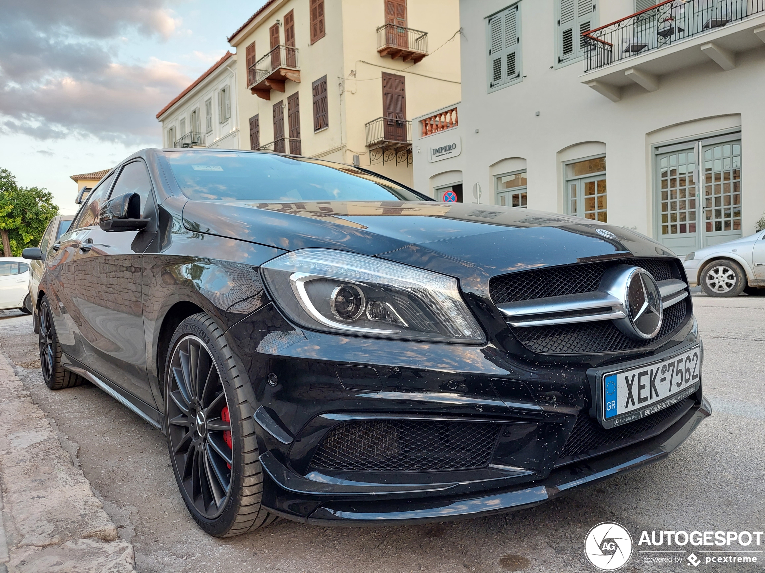 Mercedes-Benz A 45 AMG