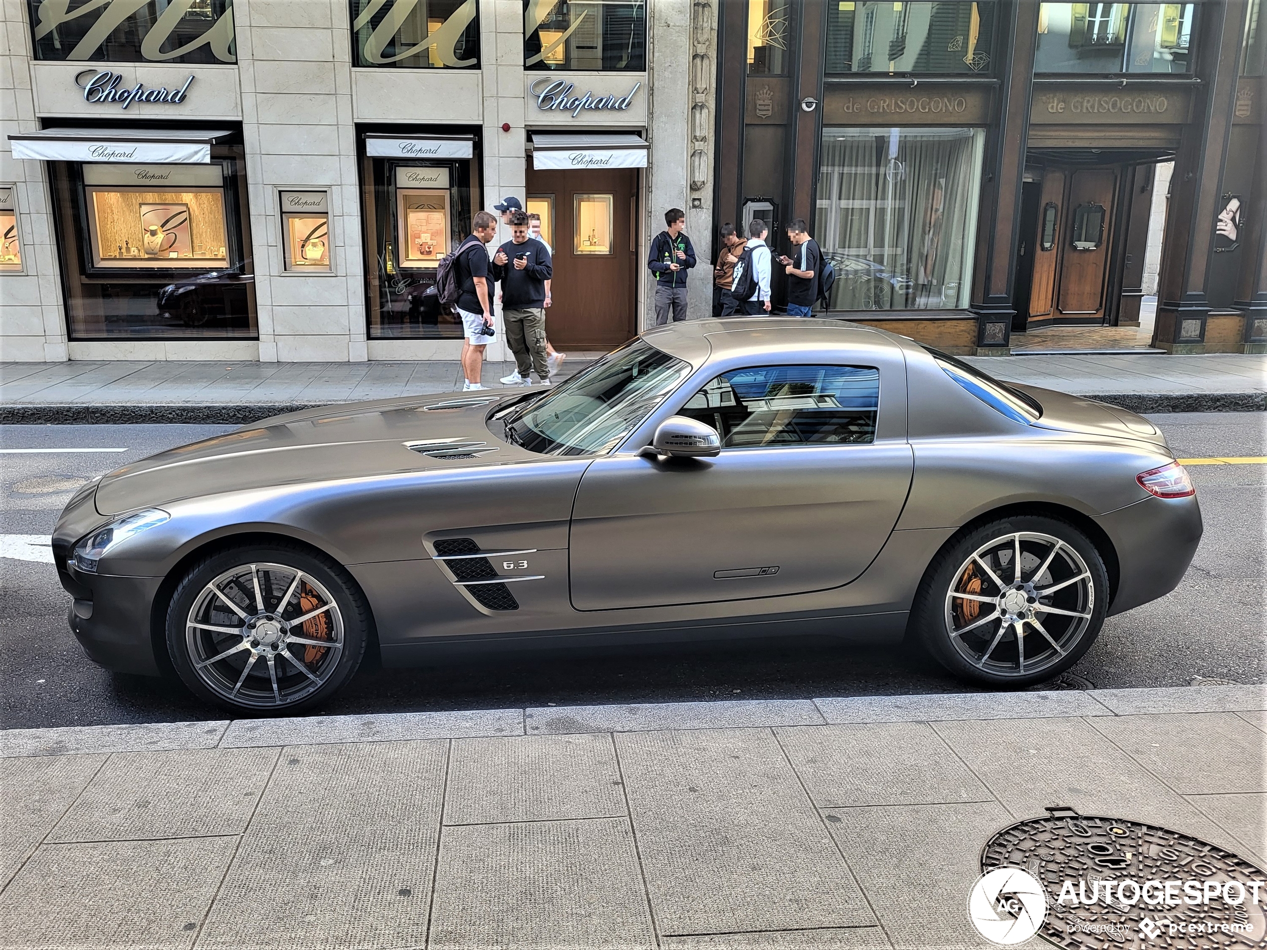 Mercedes-Benz SLS AMG