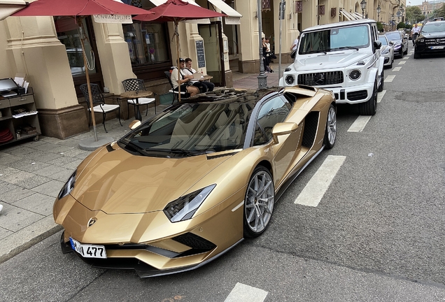 Lamborghini Aventador S LP740-4 Roadster