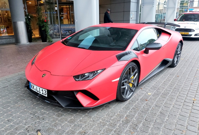 Lamborghini Huracán LP640-4 Performante