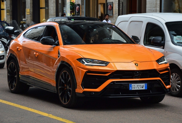 Lamborghini Urus