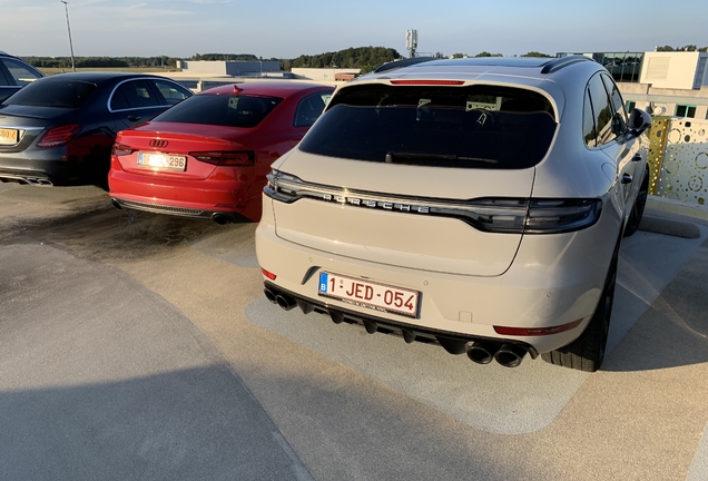 Porsche 95B Macan GTS MkII